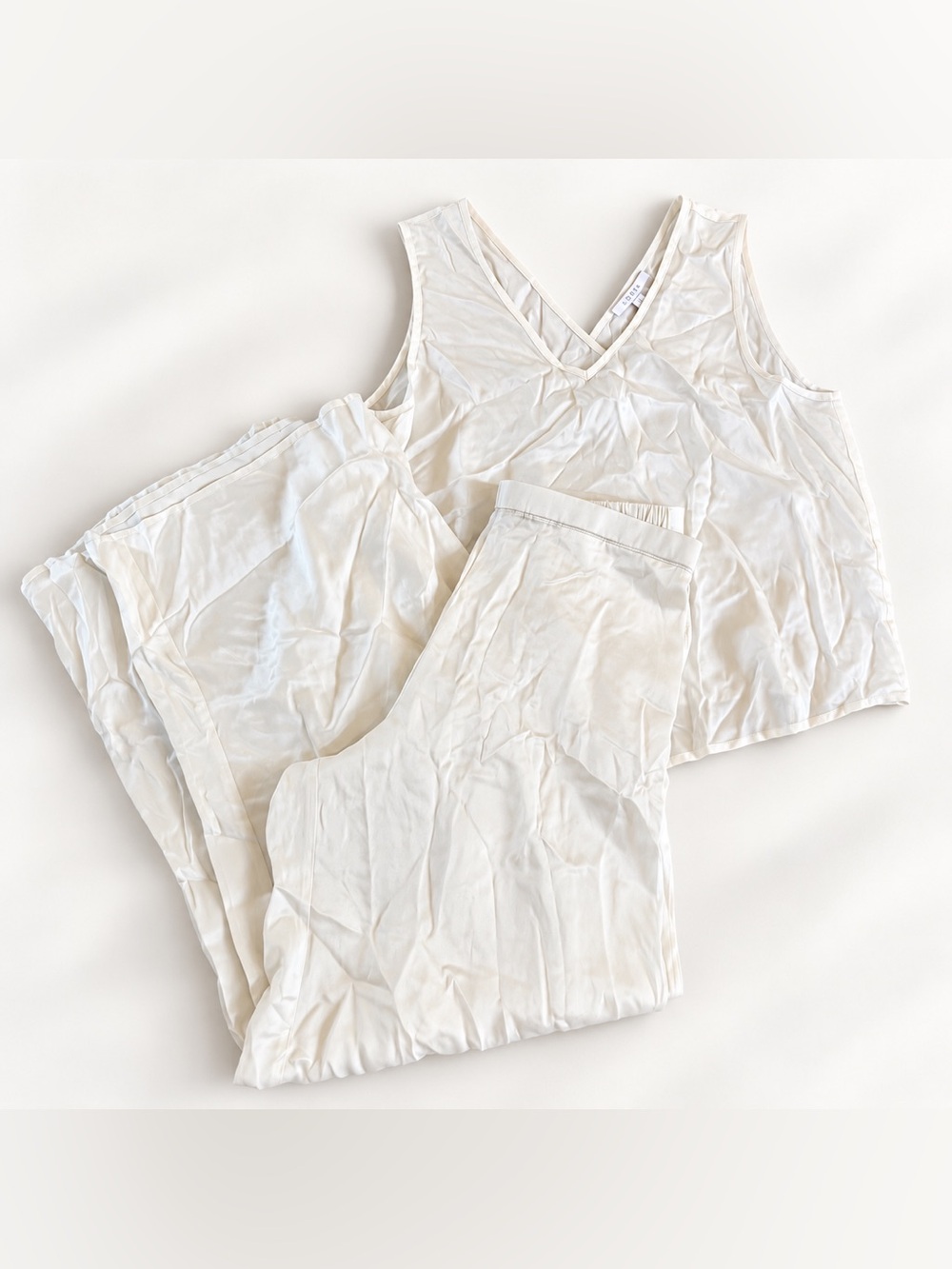 Lunya M Silk Tulip Back Women’s Cream V-Neck Pajama Set Lightweight Sleepwear